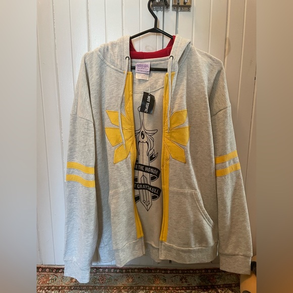 Her Universe She-Ra And The Princesses Of Power Girls Hoodie - HotTopic - Picture 2 of 6